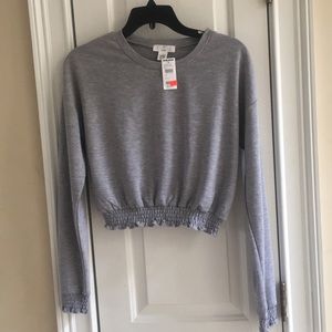 Ivy & Main scrunch waist long sleeve crop top